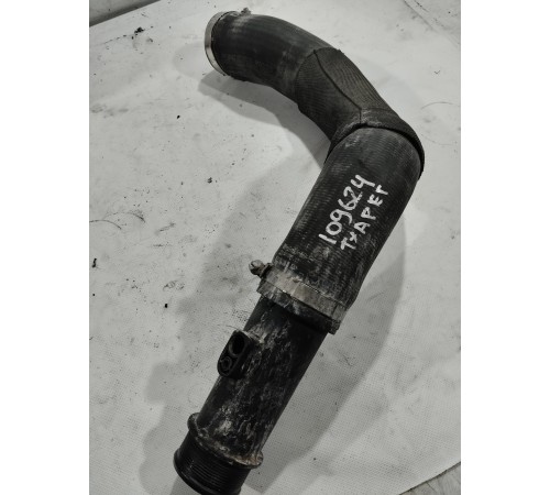 Патрубок интеркулера