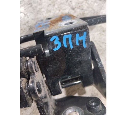 Петля двери задняя правая нижняя