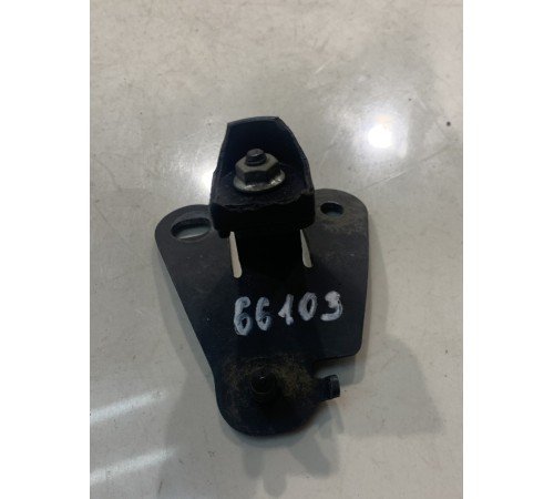 кронштейн верхней планки телевизора