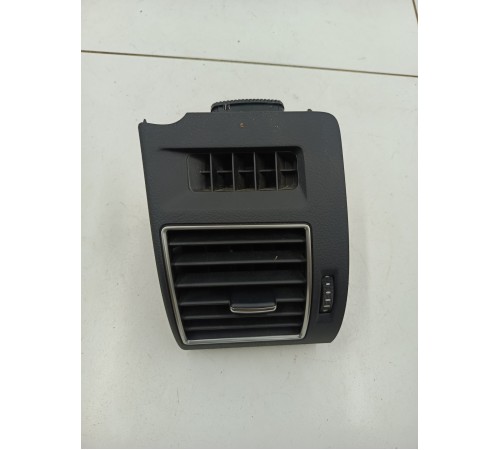 Дефлектор воздушный левый