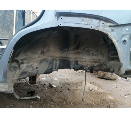 Крыло заднее левое