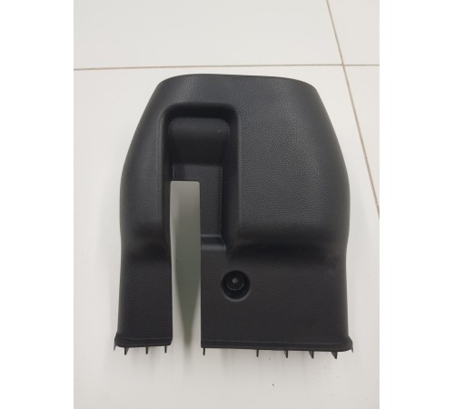 Кожух рулевой колонки нижний