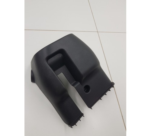 Кожух рулевой колонки нижний