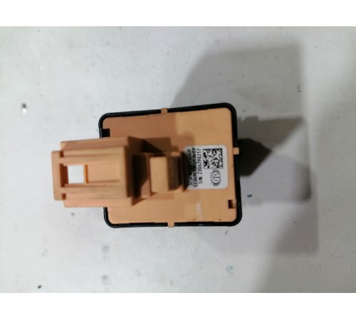 Кнопка подогрева сиденья