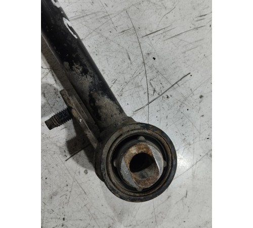 Рычаг подвески(задний правый)