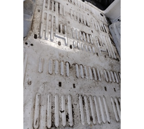 Пол задней части кузова