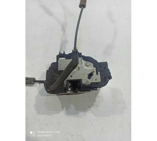 Замок двери (задний левый)