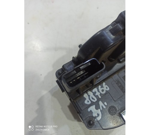 Замок двери (задний левый)