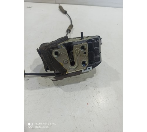 Замок двери (задний левый)