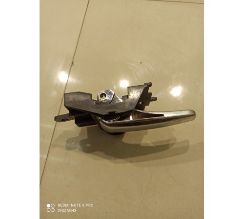 Ручка двери (передняя, правая, внутренняя)