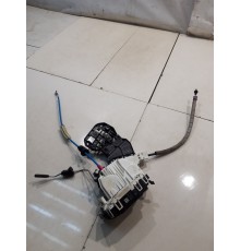 Замок двери (задний, правый)