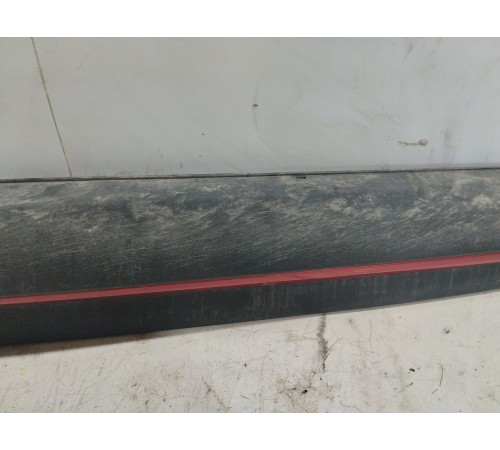 Накладка двери передняя левая