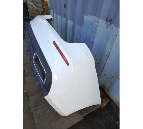 Бампер задний в сборе