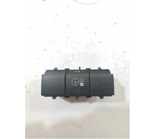 Кнопка включения