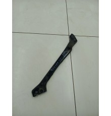 Кронштейн передней панели правый