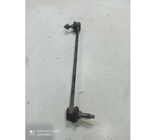 Стойка стабилизатора (передняя)