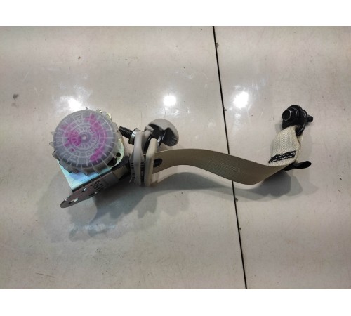 Ремень безопасности (задний, правый)