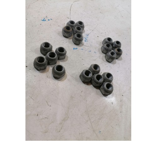 Комплект колёсных гаек 20шт