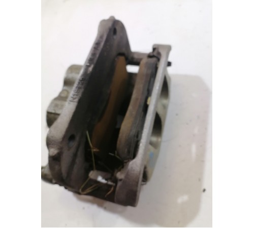 Суппорт передний левый