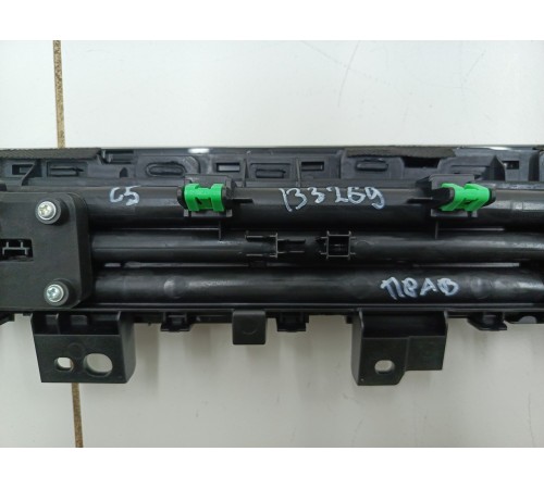 Воздушный дефлектор центральный