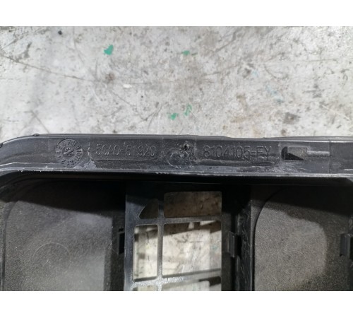 Решетка вентиляционная задняя