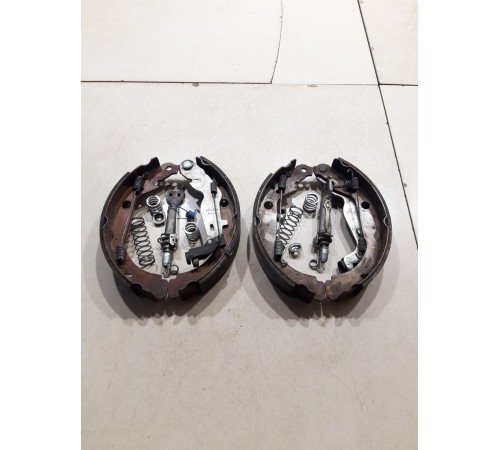 Комплект колодок задних