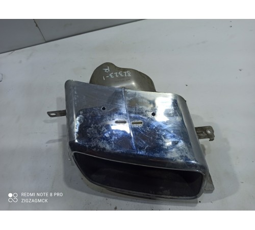 Накладка выхлопной системы(глушителя) правая