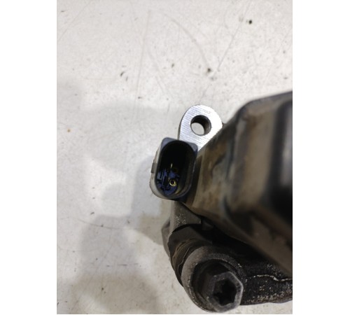 Суппорт(задний правый) без колодок 