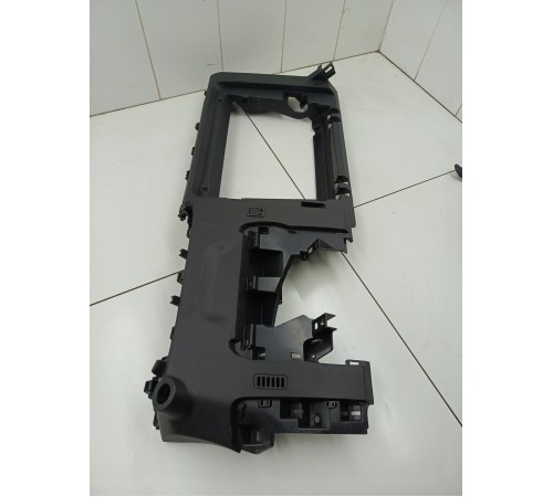 Накладка торпедо правая под бардачок