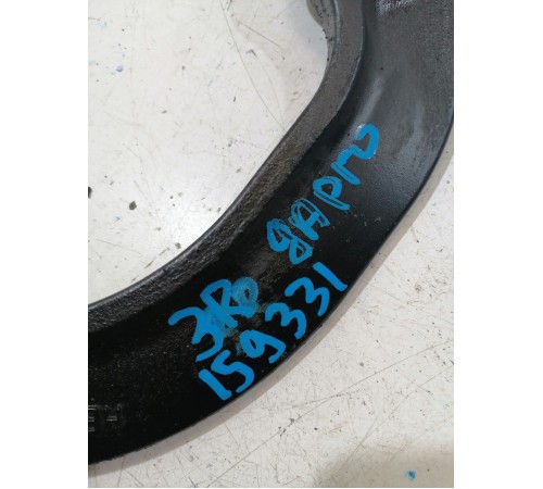 Рычаг задний правый верхний