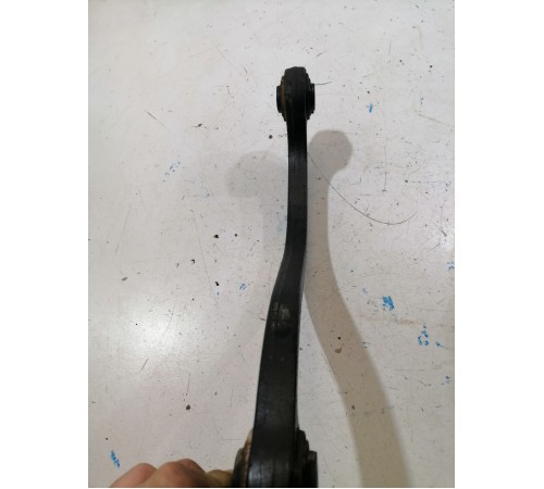 Рычаг задний правый верхний