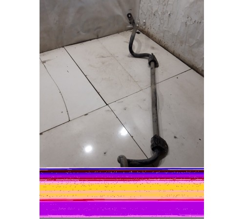 Стабилизатор передний