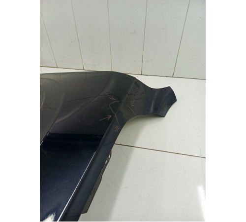 Крыло переднее правое