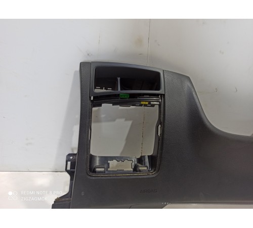 Накладка торпедо нижняя левая