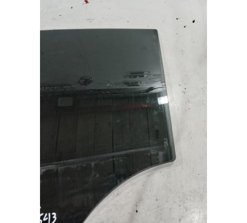 Стекло двери (заднее, левое)