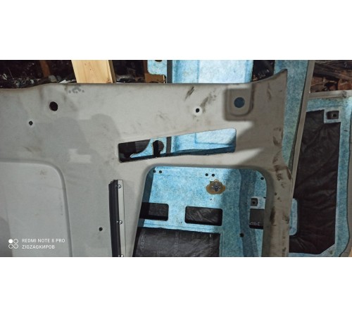 Панель кузова боковой отделки левая