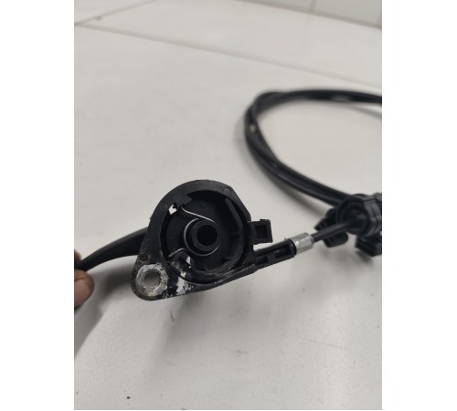 Рычаг открывания лючка бензобака с тросиком