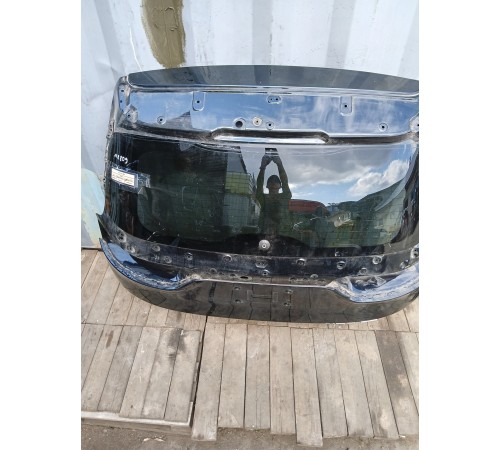 Крышка дверь багажника (пятая дверь)