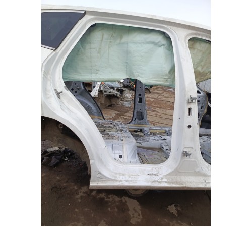 Порог со стойкой правый