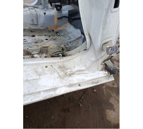 Порог со стойкой правый