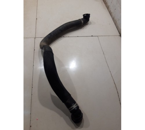 Патрубок системы охлаждения