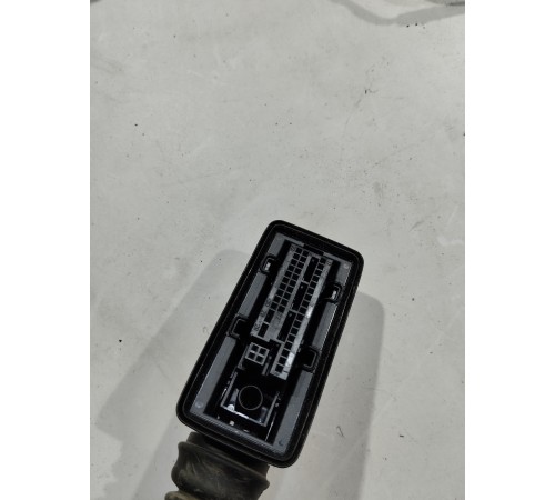 Электропроводка двери (передняя левая)