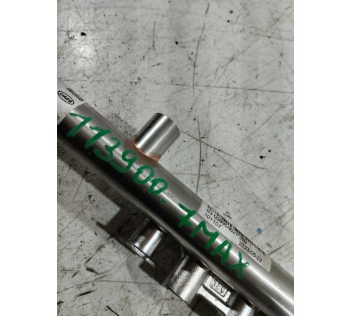 Рейка топливная (рампа)