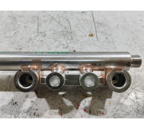 Рейка топливная (рампа)