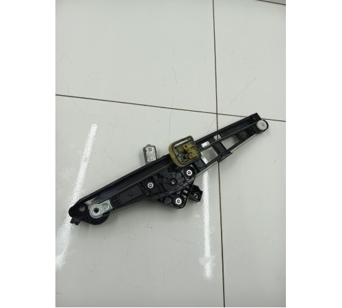 Стеклоподъемник двери задний левый