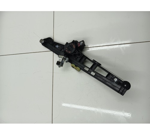 Стеклоподъемник двери задний левый