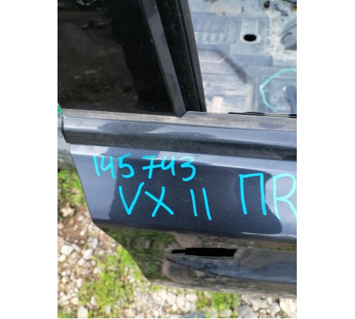 Дверь передняя правая