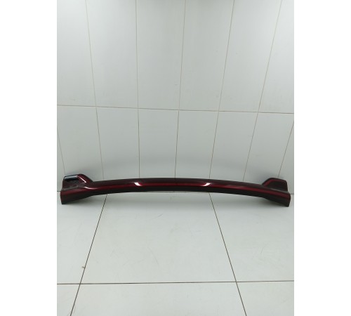 Фонарь задний в дверь багажника