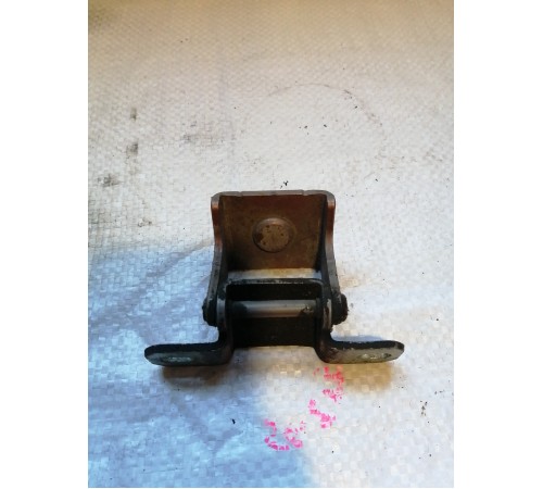 Петля двери/крышки багажника левая