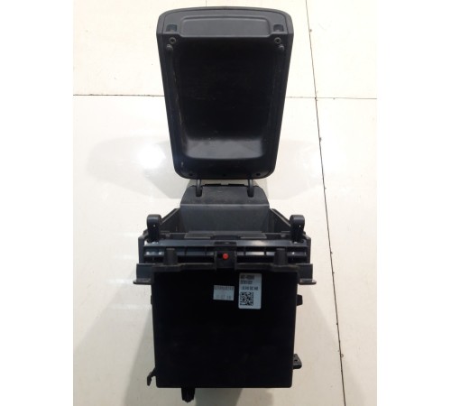 Подлокотник